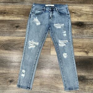 Brandy Melville Boyfriend Light Wash Distressed Jeans Women’s Size 27